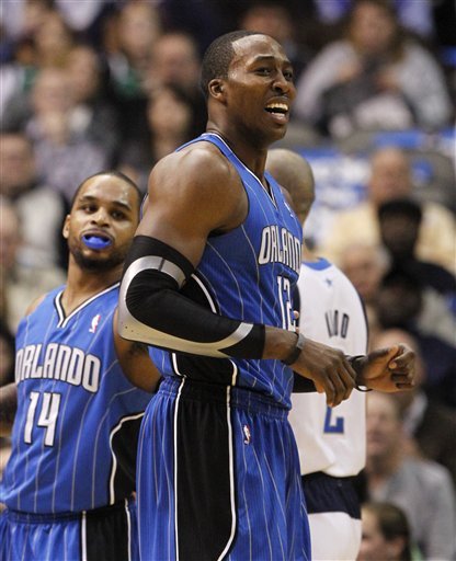 桑切斯：我们是夺冠热门而非巴萨，库库把亚马尔“揣兜里了”（桑切斯：争冠大热是我们而非巴萨，库库把亚马尔装进口袋）