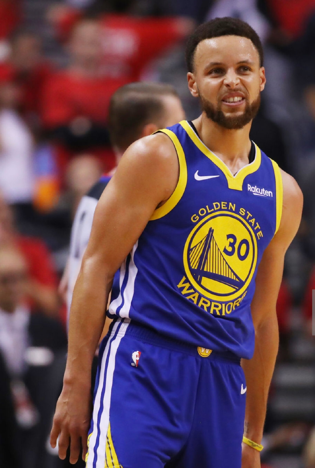 卡萨诺盛赞劳塔罗：他已经4年没去休假了，批评他的人真无知（卡萨诺力挺劳塔罗：已连续四年未度假，批评他的人太无知）